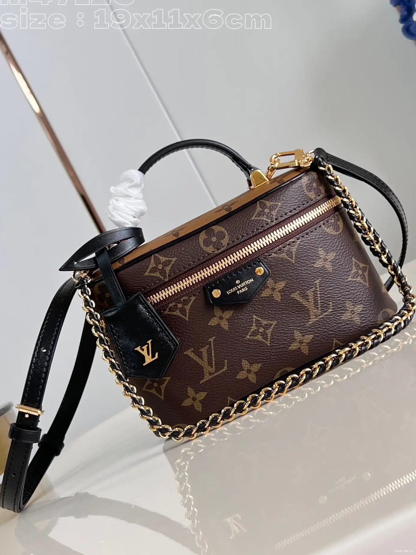 First bag ru Chain x Vanity VUITTON 11.5 Pouch-19 6.5 CM x LOUIS 0429